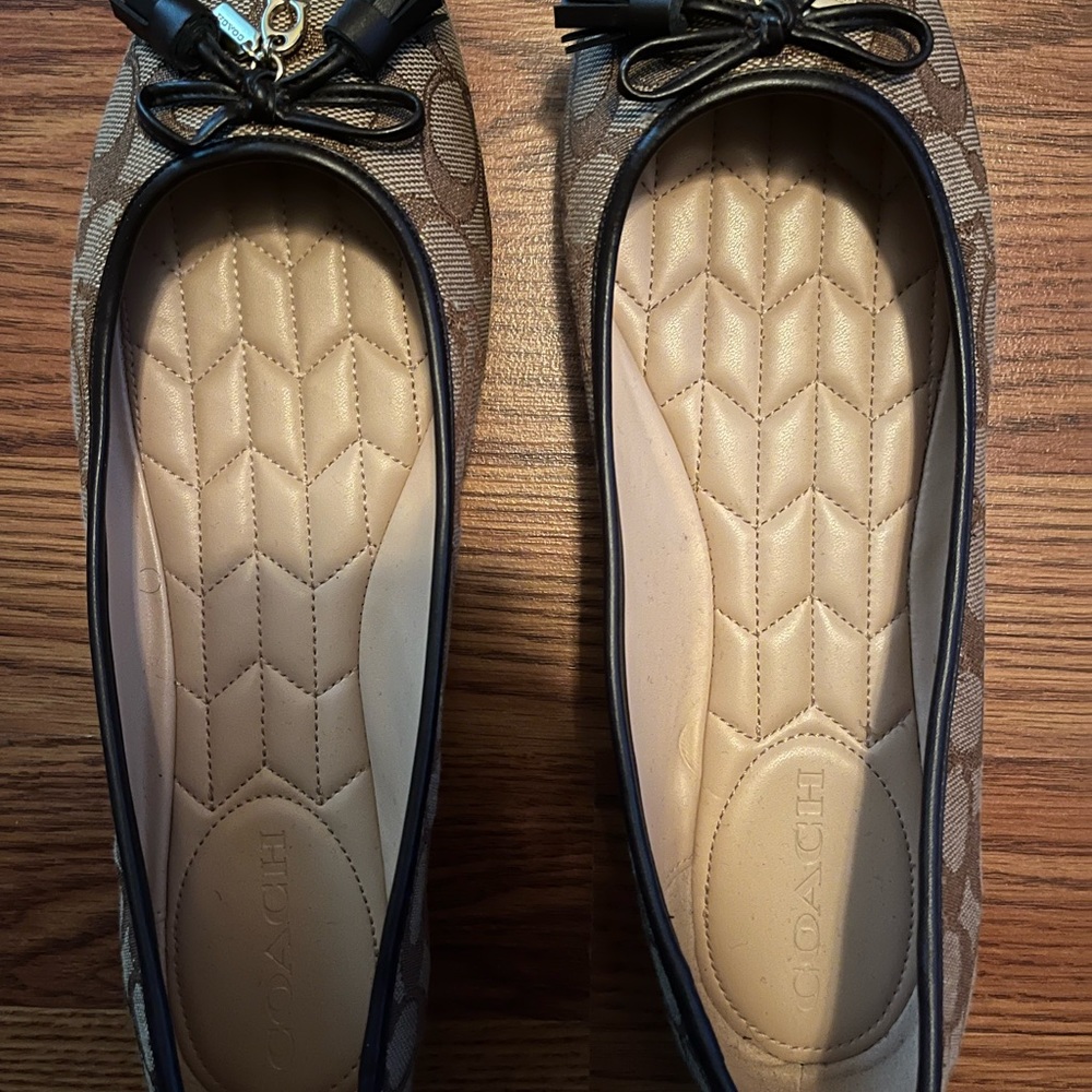 Coach Bennie signature flats